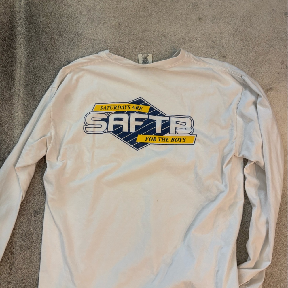 Saturdays are for the boys tshirt 
Large 7/10 condition